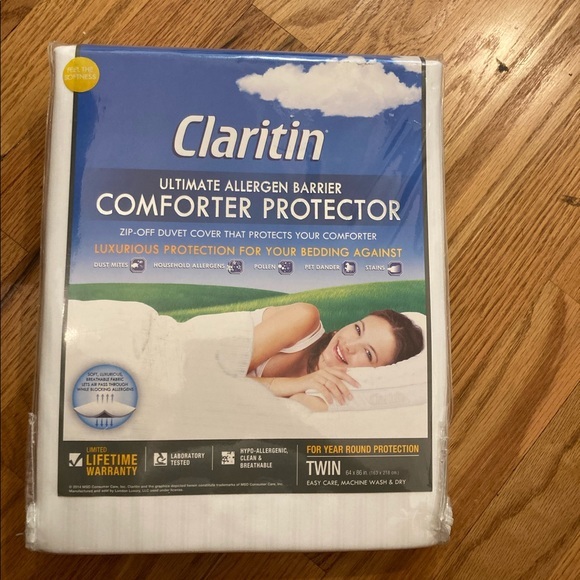 NWT Allergen Barrier Comforter Protector Twin - Picture 1 of 4